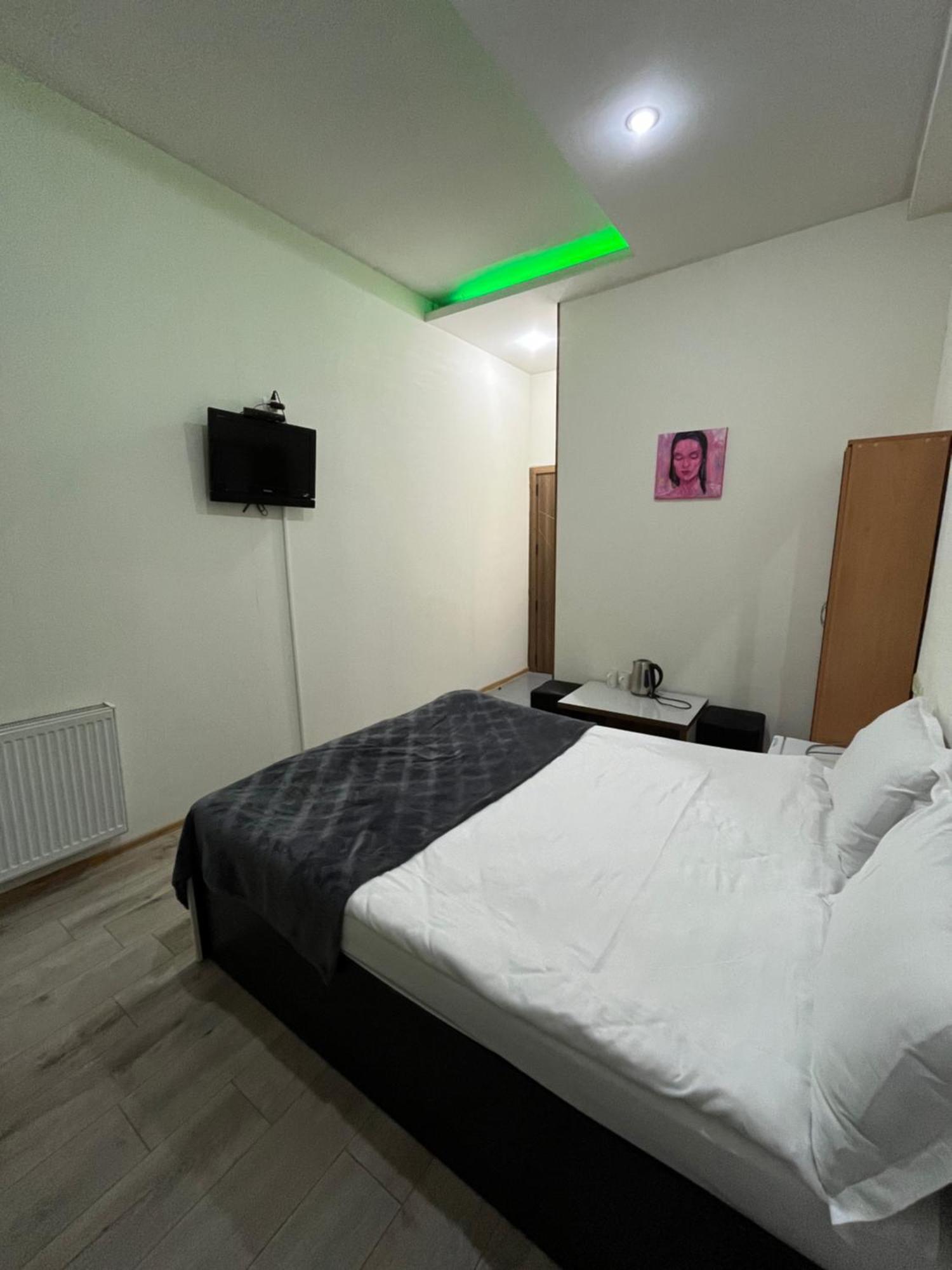 Hotel G&G Τυφλίδα Εξωτερικό φωτογραφία